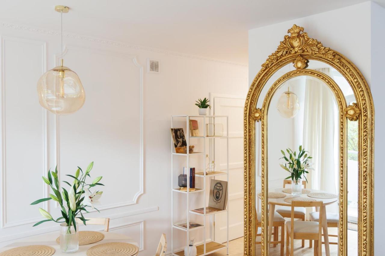 Maison Bruehl - Apartamenty Przy Ogrodzie Saskim Варшава Экстерьер фото